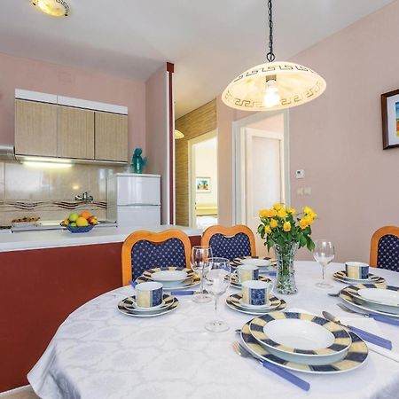 Nice apartment in Rijeka with 1 Bedrooms&WiFi Buitenkant foto