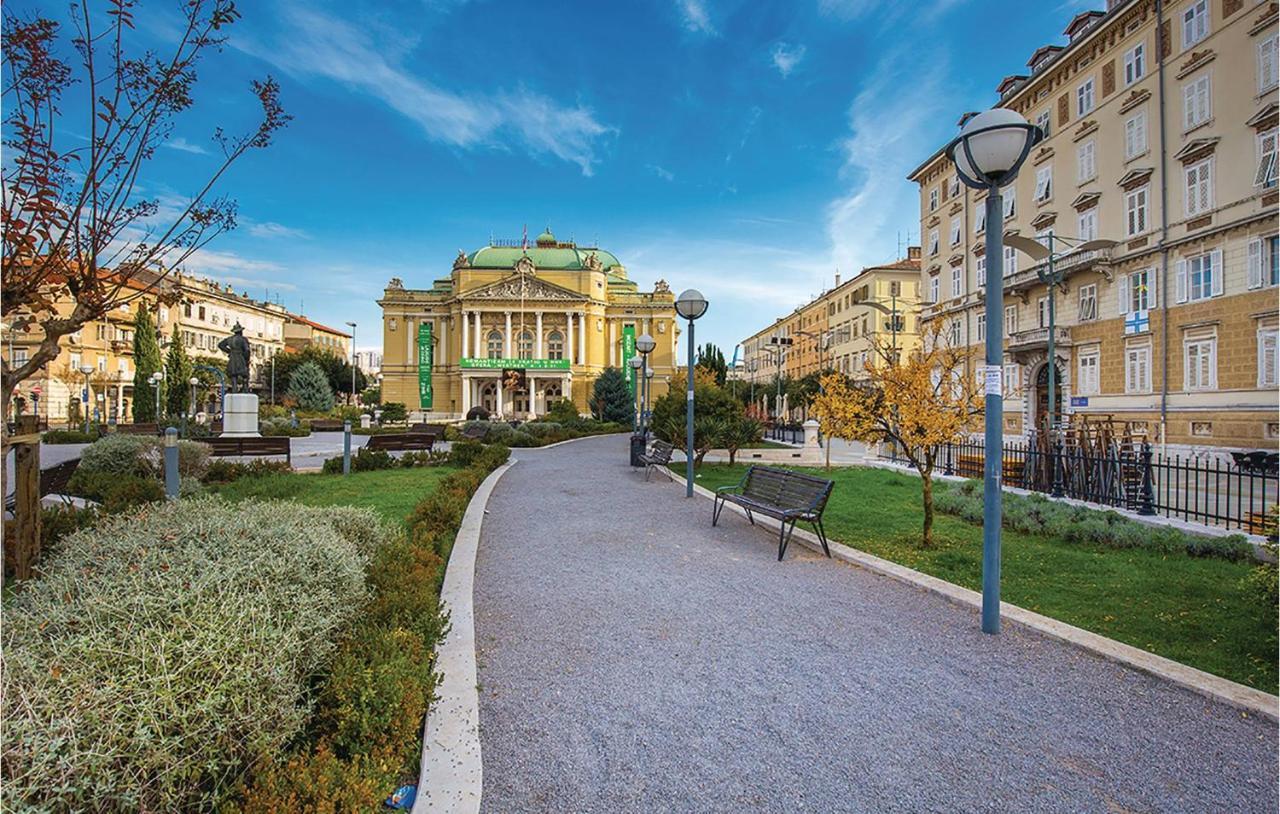 Nice apartment in Rijeka with 1 Bedrooms&WiFi Buitenkant foto