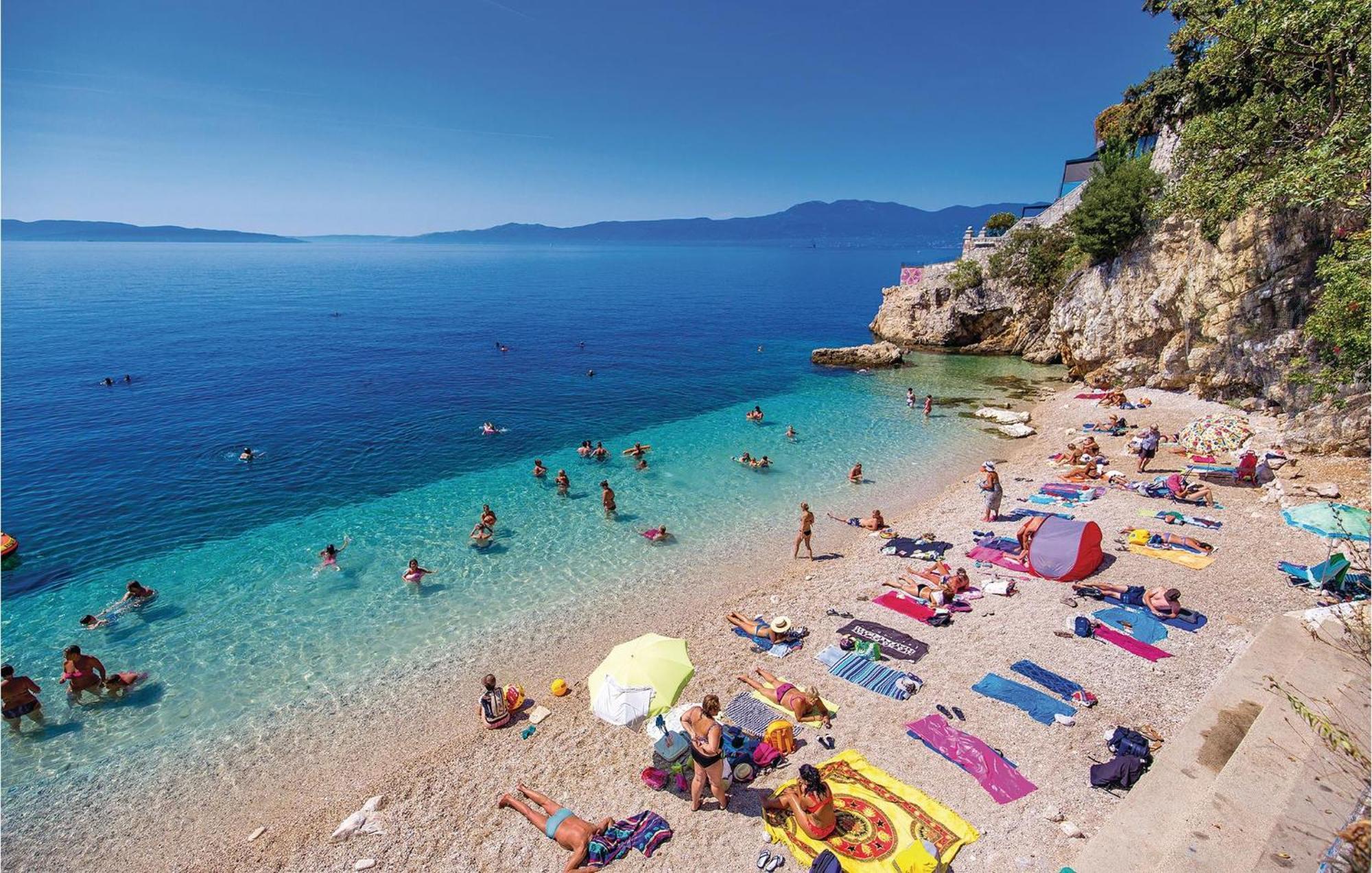 Nice apartment in Rijeka with 1 Bedrooms&WiFi Buitenkant foto